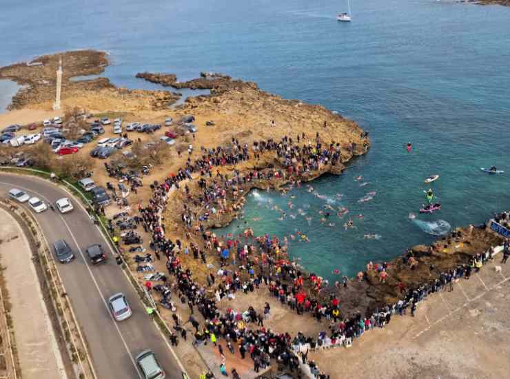 tuffo capodanno brindisi