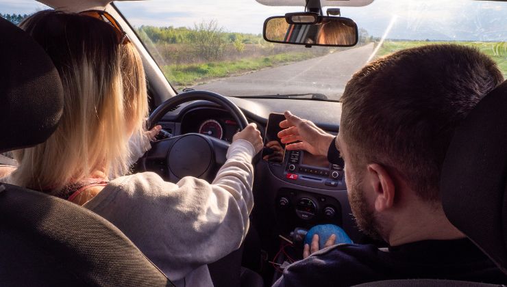 Se usi l'auto di un parente rischi grosso: da oggi non puoi neanche più fare un favore a un familiare