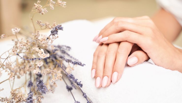 Dimentica le attese e gli appuntamenti | Scopri la nuova tendenza della manicure homemade