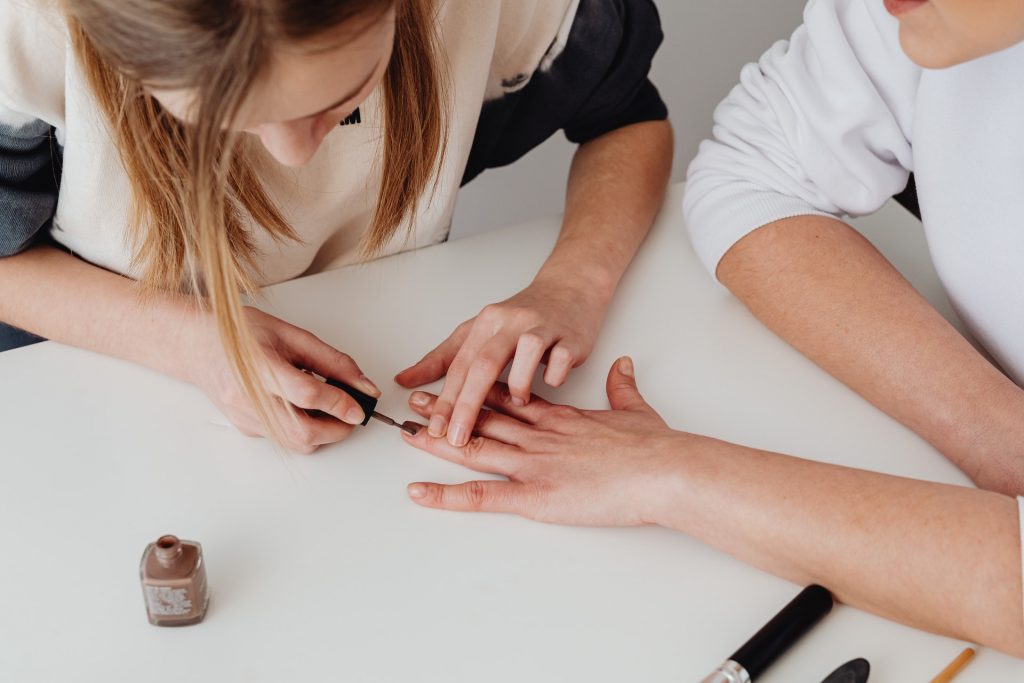 Gli accessori indispensabili per una manicure precisa e perfetta