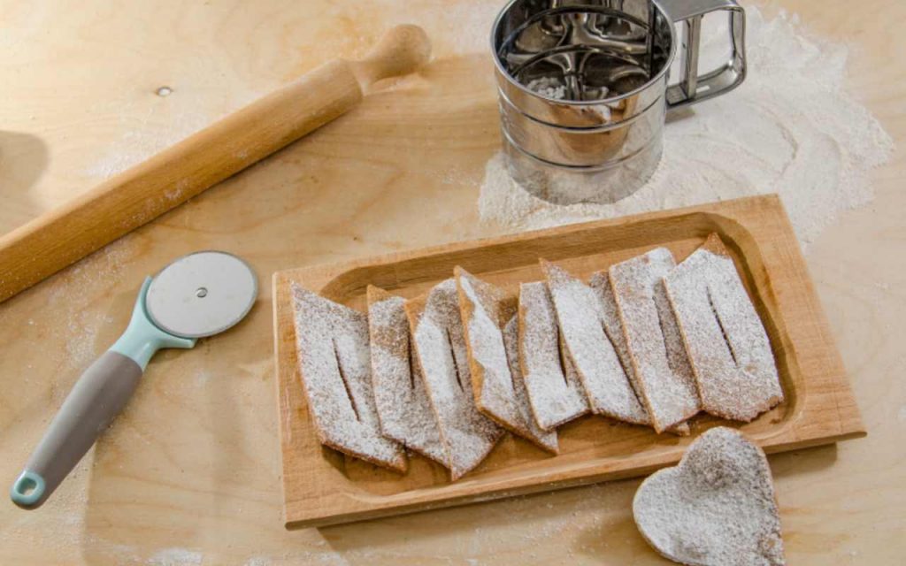 Chiacchiere senza lattosio: la ricetta giusta per chi é intollerante | Non rinuncio mai più