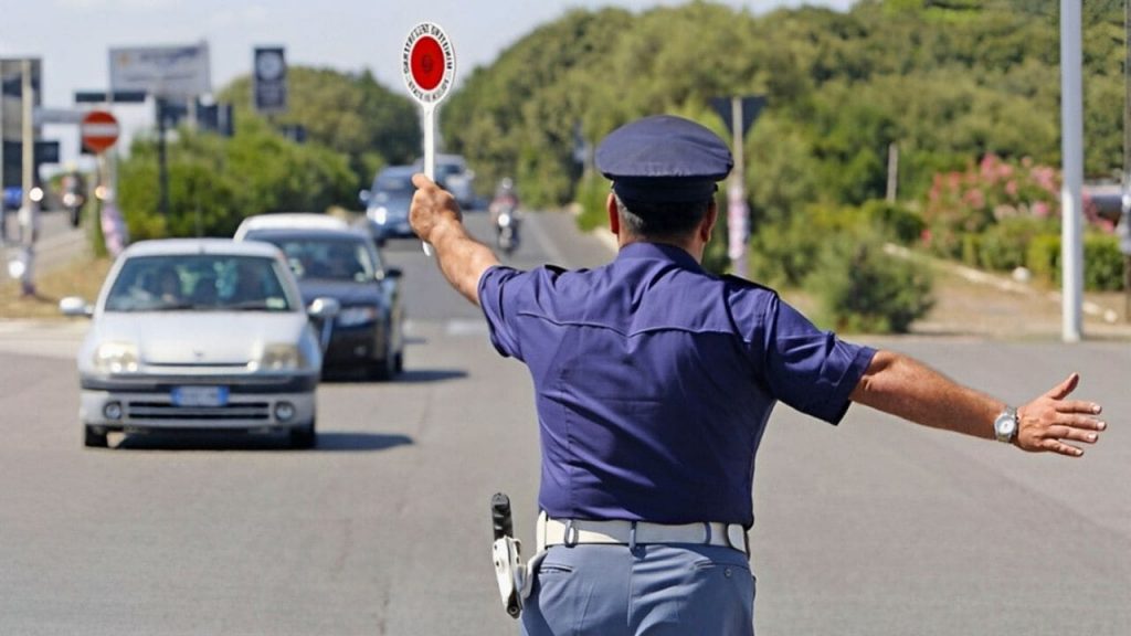 Ultim’ora: da oggi ti licenziano direttamente se infrangi il codice della strada | La multa non basta più